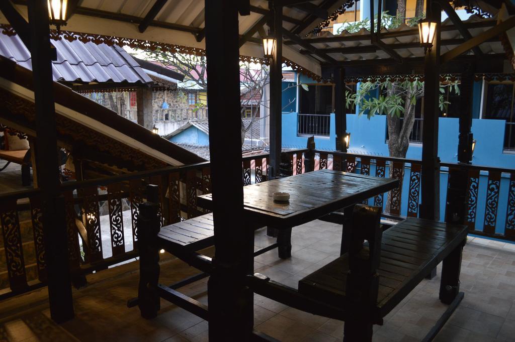 Baan Thai Homestay By Bgb Villas Strand Kata Exterior foto