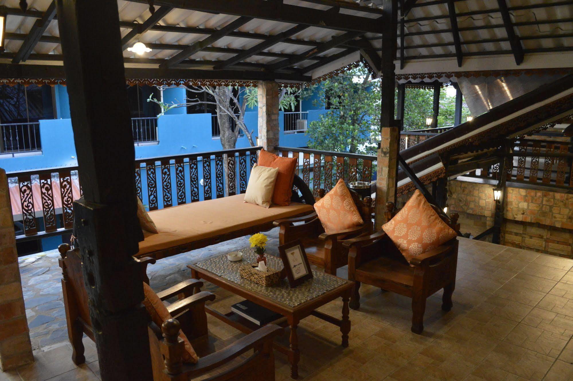Baan Thai Homestay By Bgb Villas Strand Kata Exterior foto